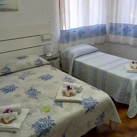 - Piscina E Aria Condizionata * Rena Majore