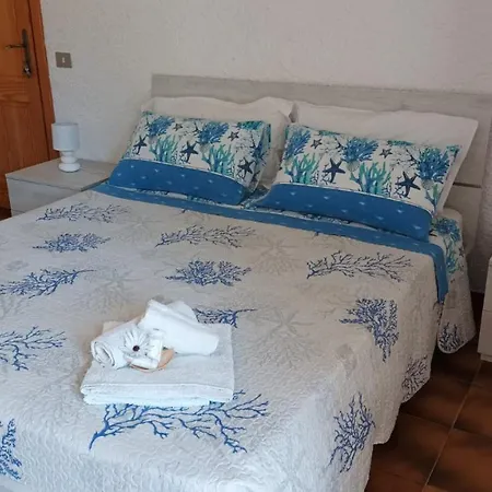 - Piscina E Aria Condizionata * Rena Majore