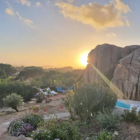 فندق مبيت وإفطار - Piscina E Aria Condizionata